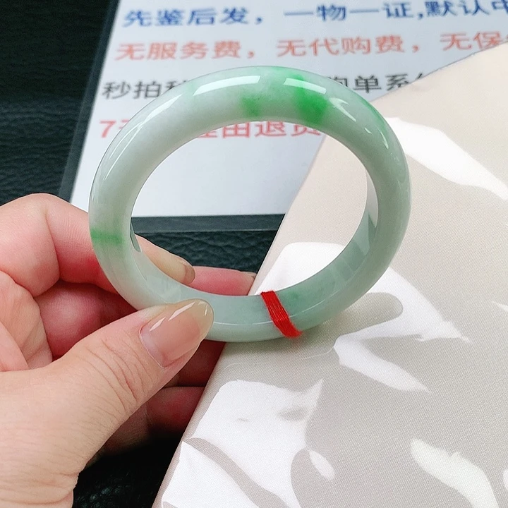 翡翠手镯未镶嵌翡翠250