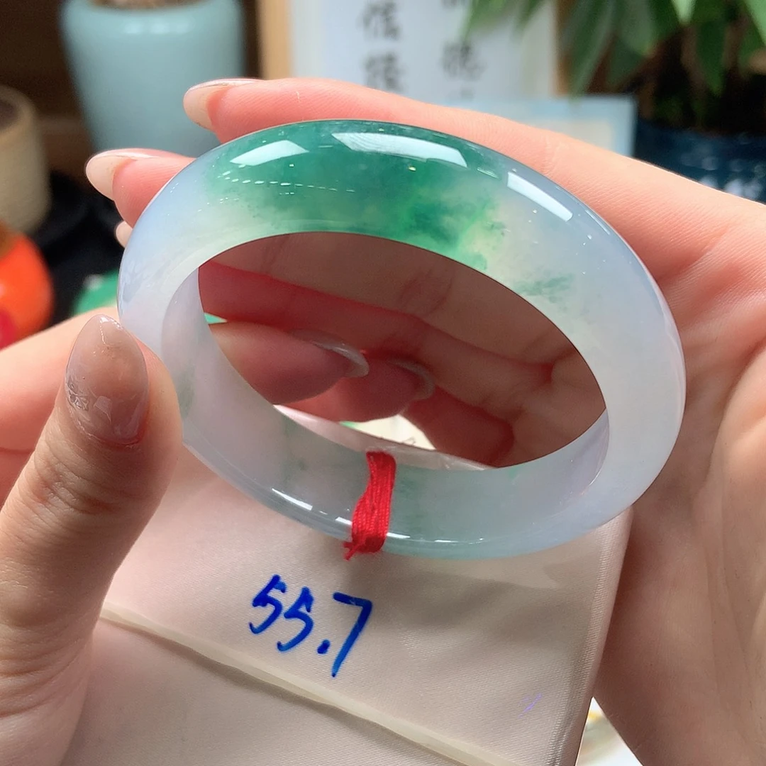 翡翠未镶嵌手镯冰胶半山飘绿宽版72号
