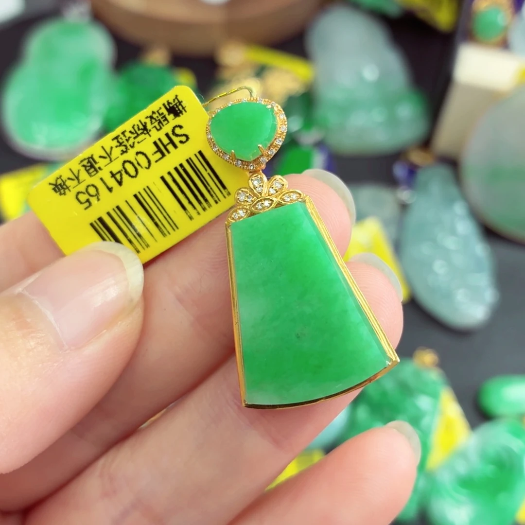 翡翠18K金镶嵌吊坠(不含链)