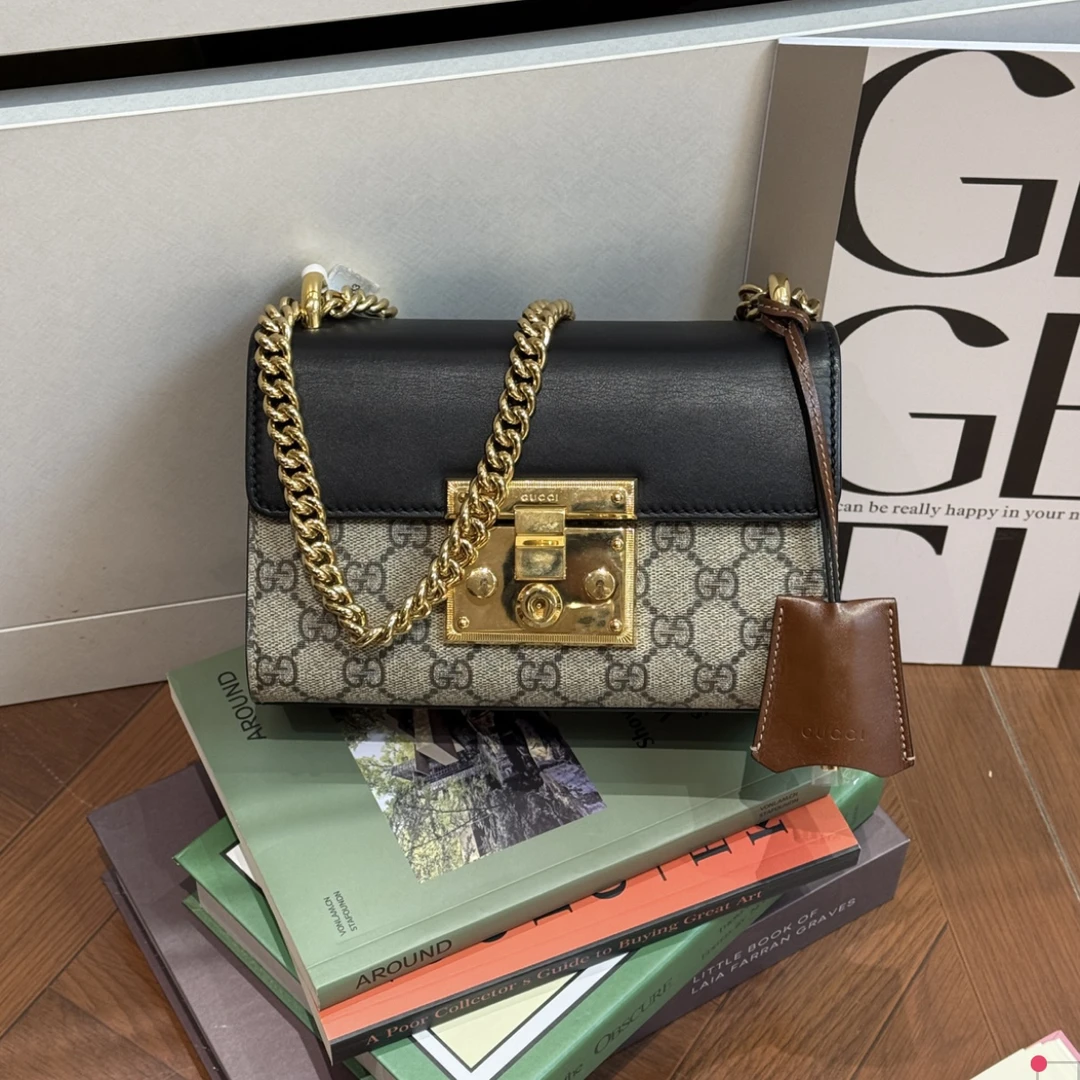95新 GUCCI/古驰 padlock 月光宝盒 小号 单肩包时尚经典翻盖