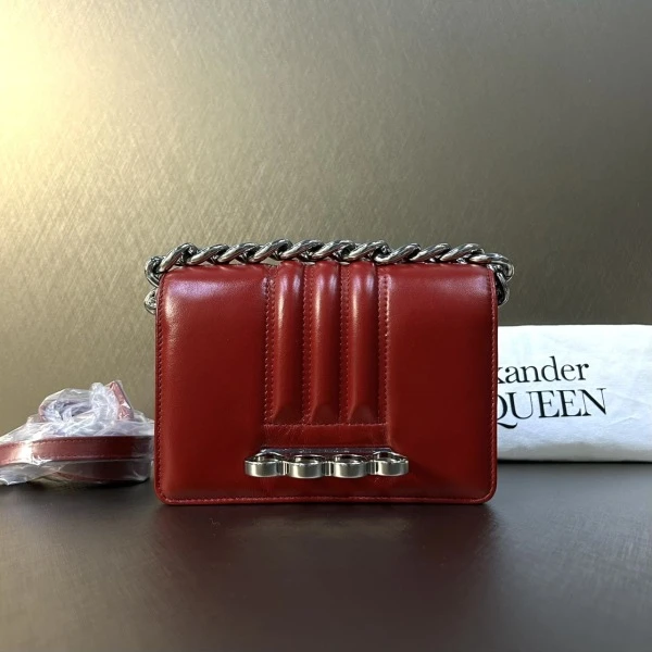 亚历山大麦昆/包包/95新/市场价28000/250728CZ0021