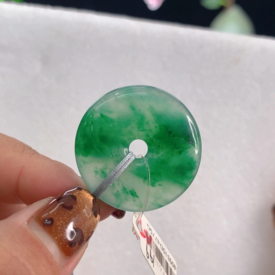 石英质玉未镶嵌颈饰