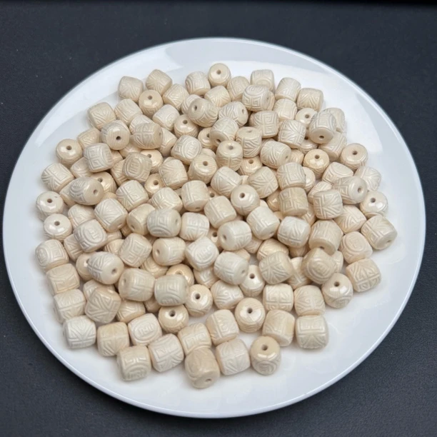 A070天然猛犸牙博古纹老型珠约10mm