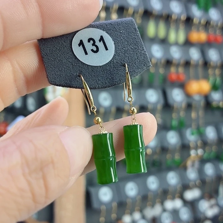 和田玉18K金镶嵌耳饰