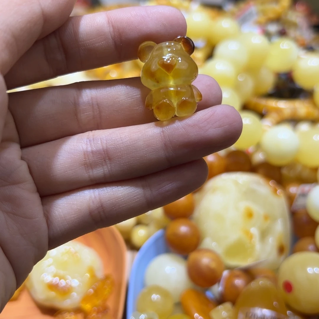 琥珀珠宝奇石未镶嵌