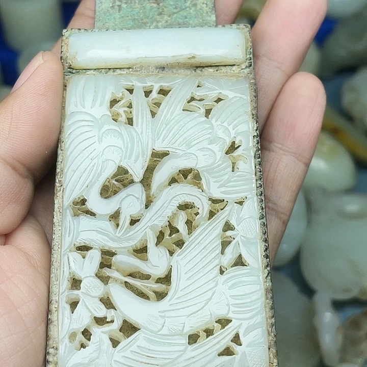 红***舞和田玉（青白玉）未镶嵌颈饰