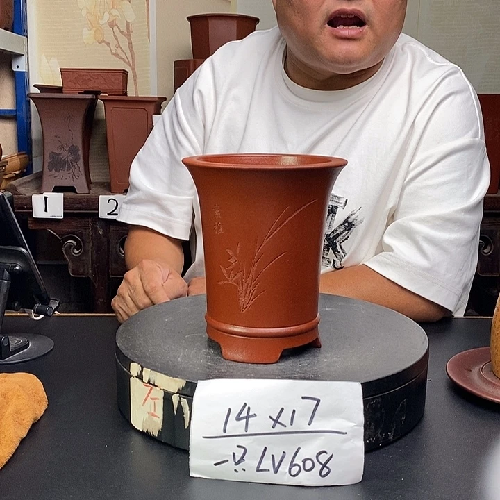 紫砂花盆货号一只LV608