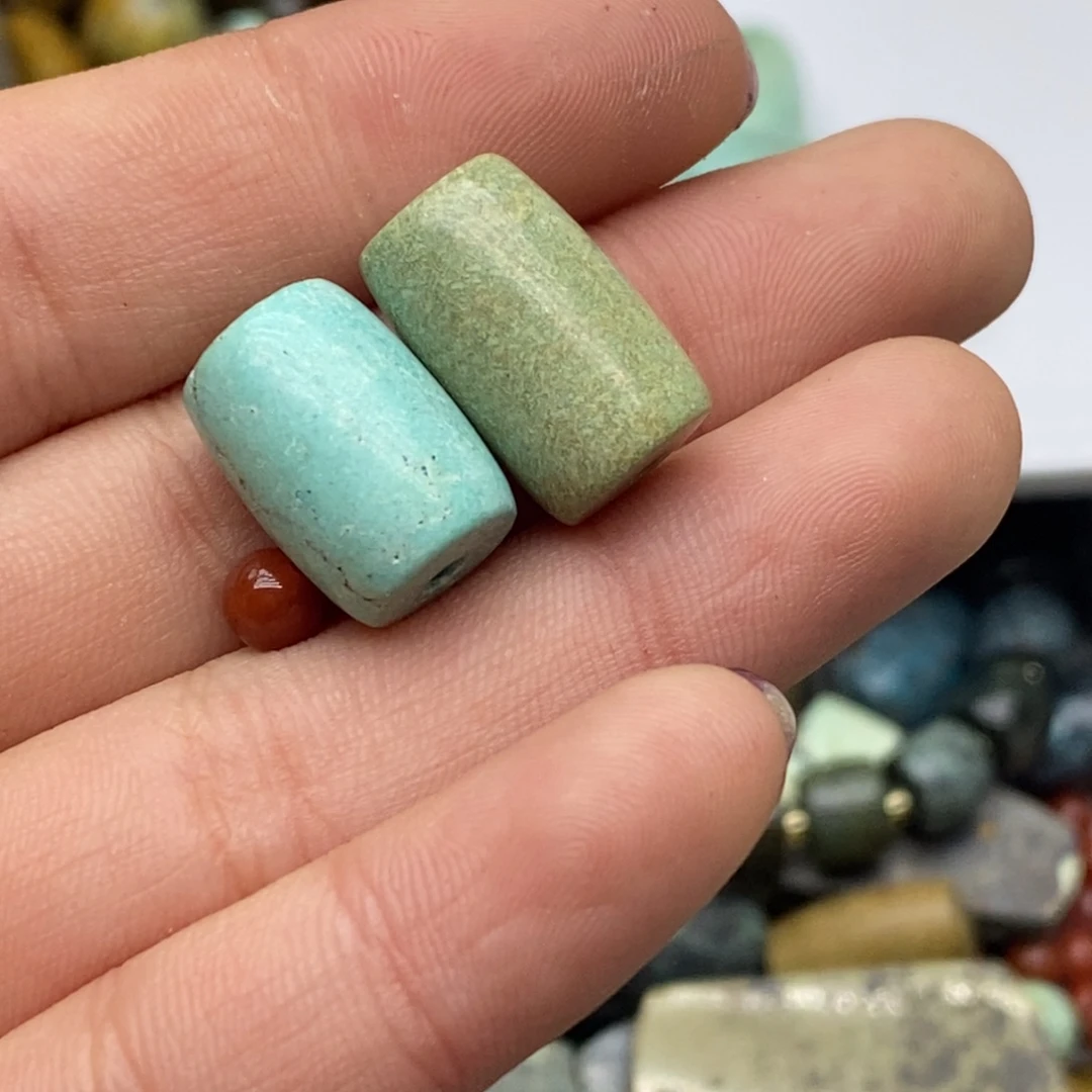 南红玛瑙未镶嵌珠宝奇石