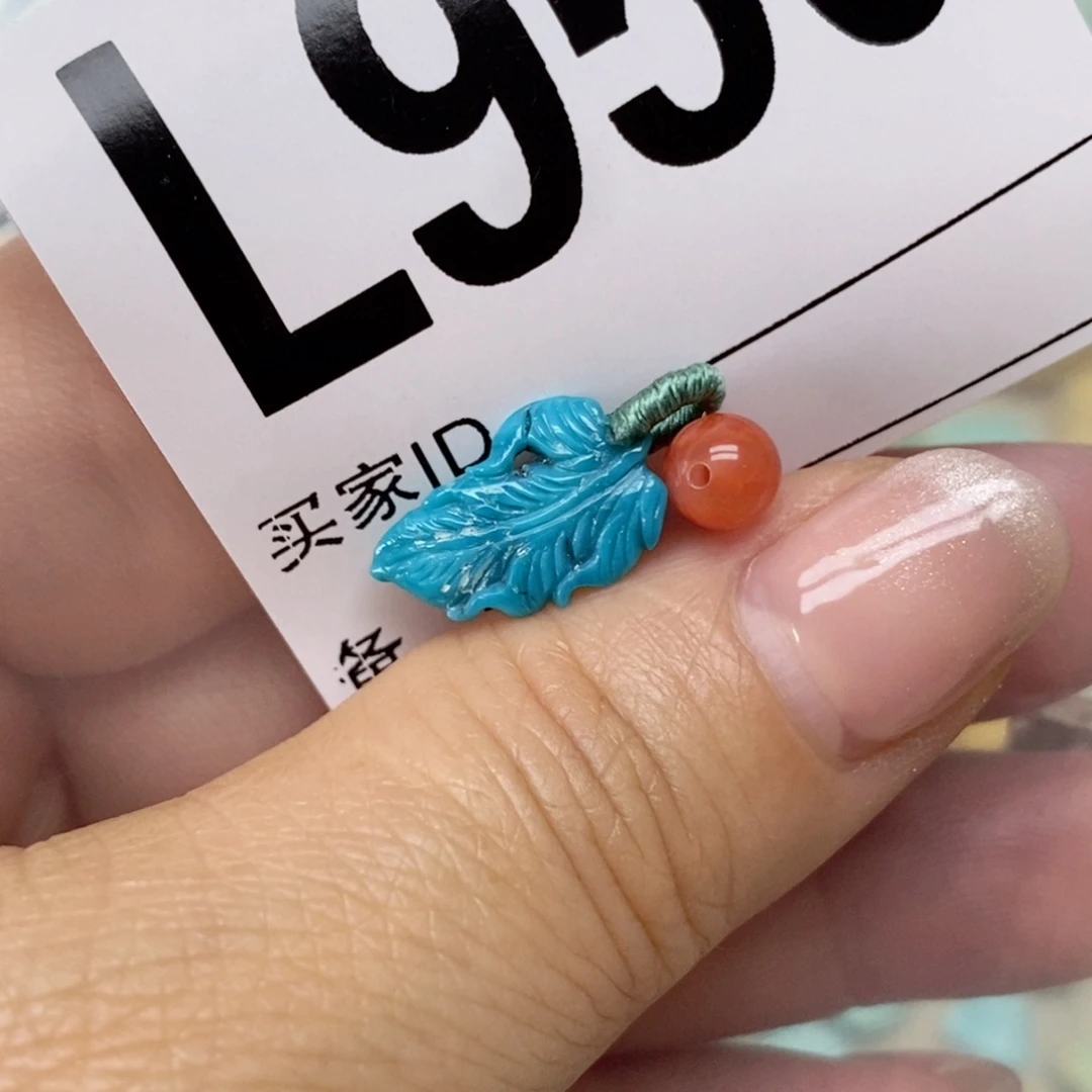 南红玛瑙配饰未镶嵌