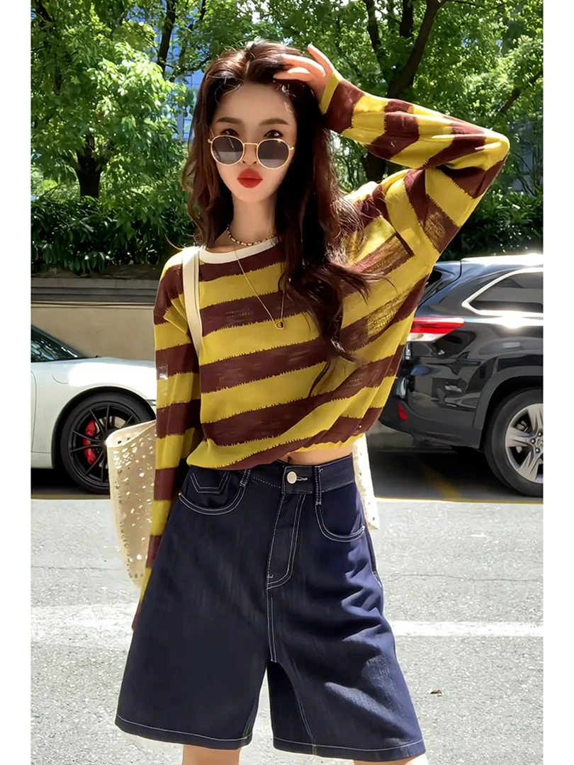 秋季韩系穿搭超好看独特绝美上衣高级小众不撞款条纹针织衫T恤女