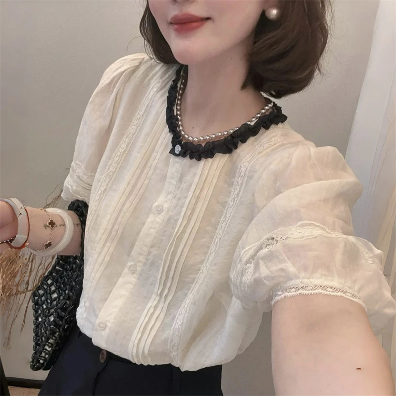 法式薄款蕾丝拼接木耳边圆领单排扣衬衫女2025年夏季新款洋气小衫