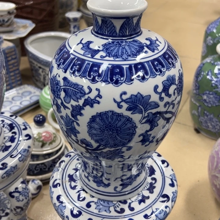 瓷片微瑕陶罐。。。。。。。。。。。。。