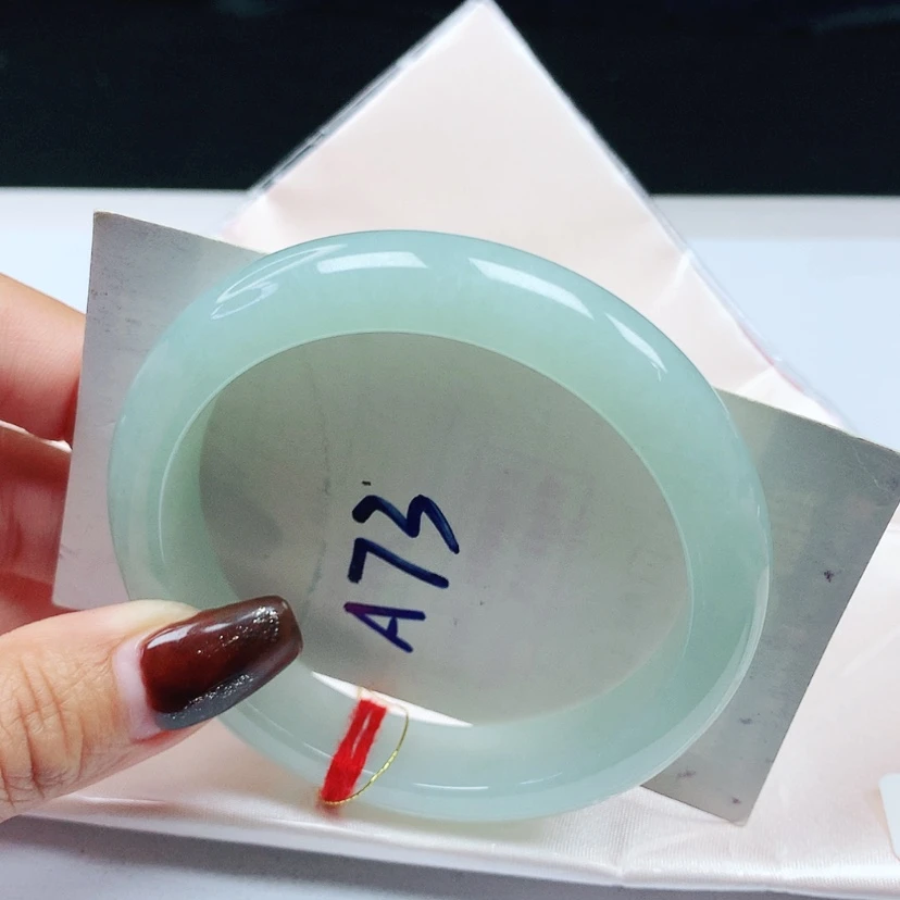 【闪购商品】翡翠手镯未镶嵌 正圈57+