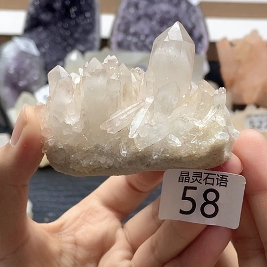 未镶嵌水晶大型摆件（非配饰）