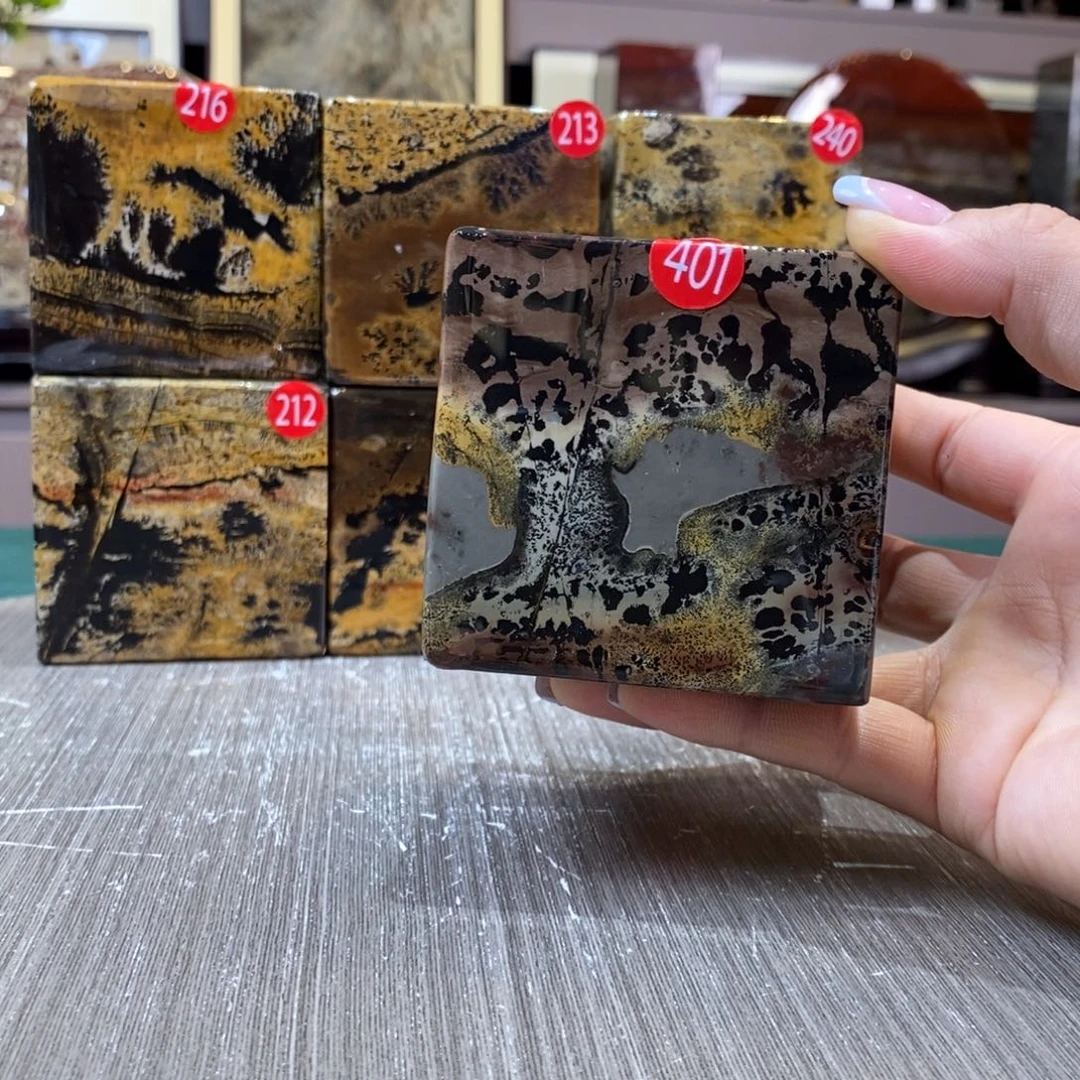 红***西石材广西国画石草花石