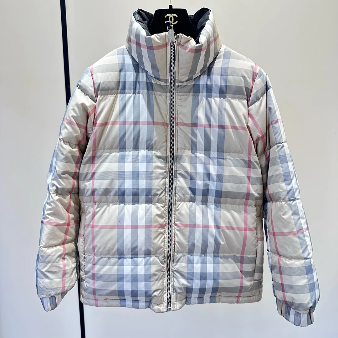 99新 BURBERRY/博柏利 格纹双面穿羽绒服/xs/10151