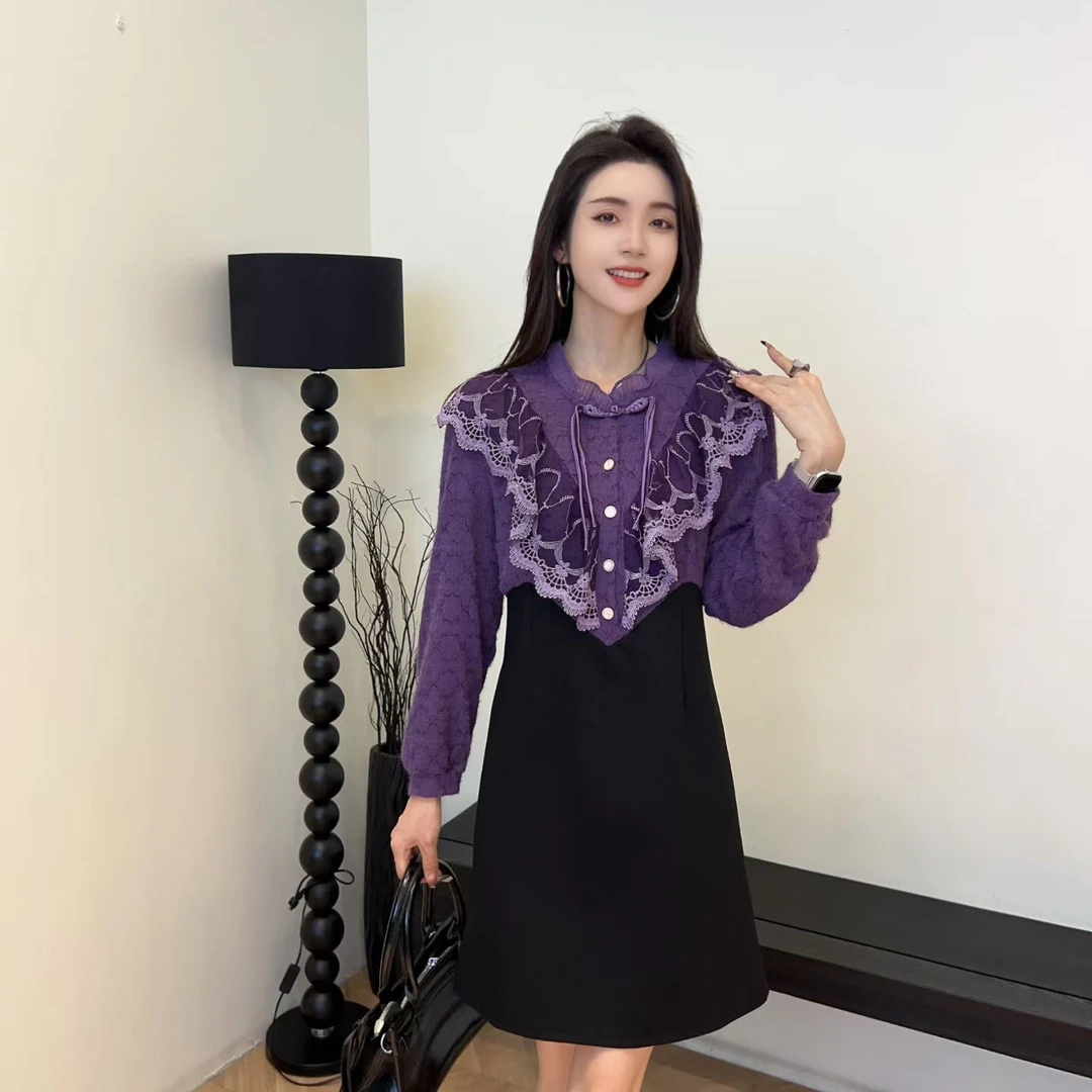 秋冬新款胖MM大码洋气蕾丝拼接罗马棉连衣裙时尚收腰显瘦连衣裙