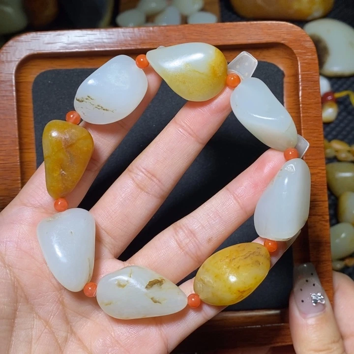 和田玉手链未镶嵌