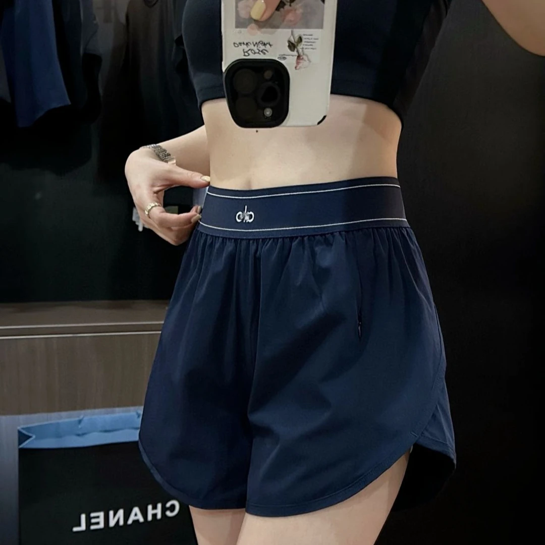 千金清冷感贵系衣服洋气衣服女时尚高级夏季新款短裤女高腰裸感