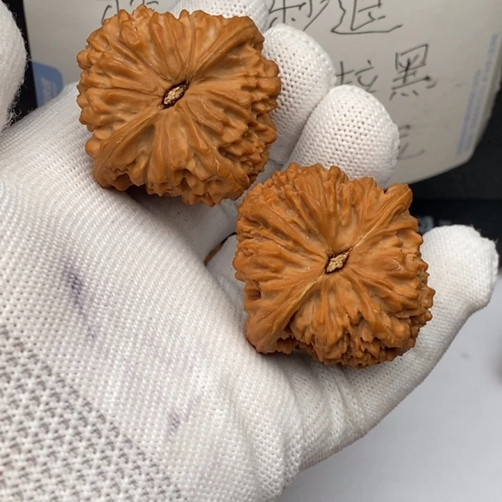 韩***信把件文玩核桃南疆石43