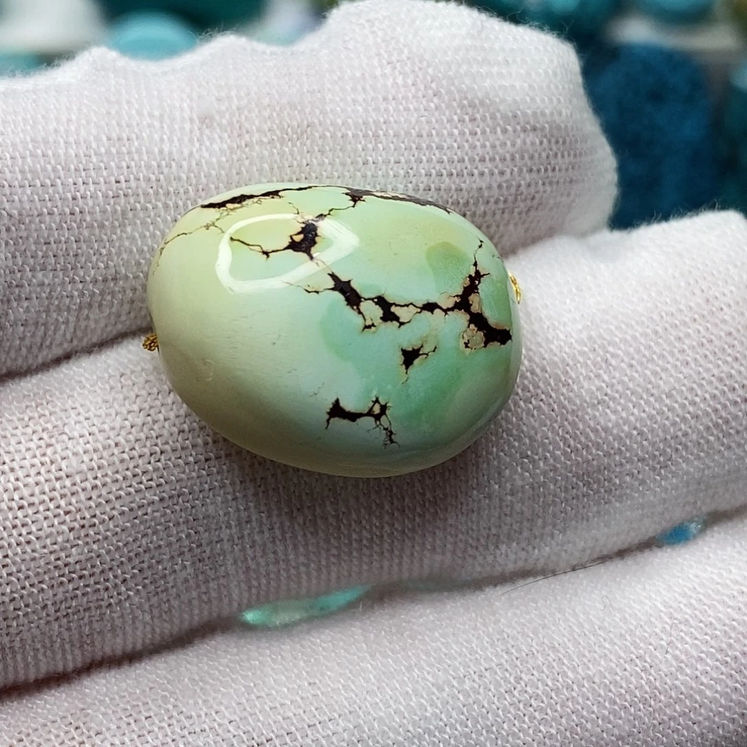 绿松石未镶嵌天然原矿 带武汉地大证书