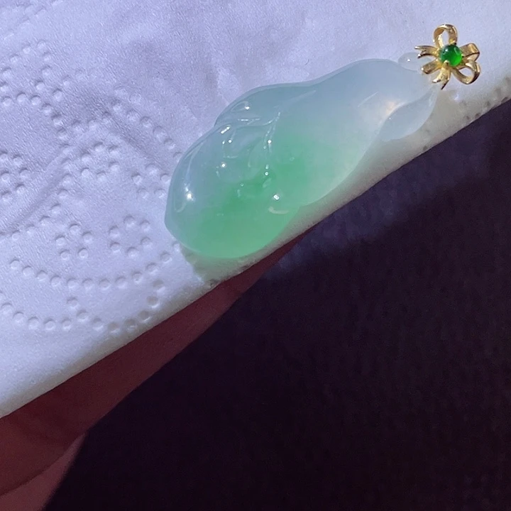 颈饰18K金镶嵌翡翠翡翠