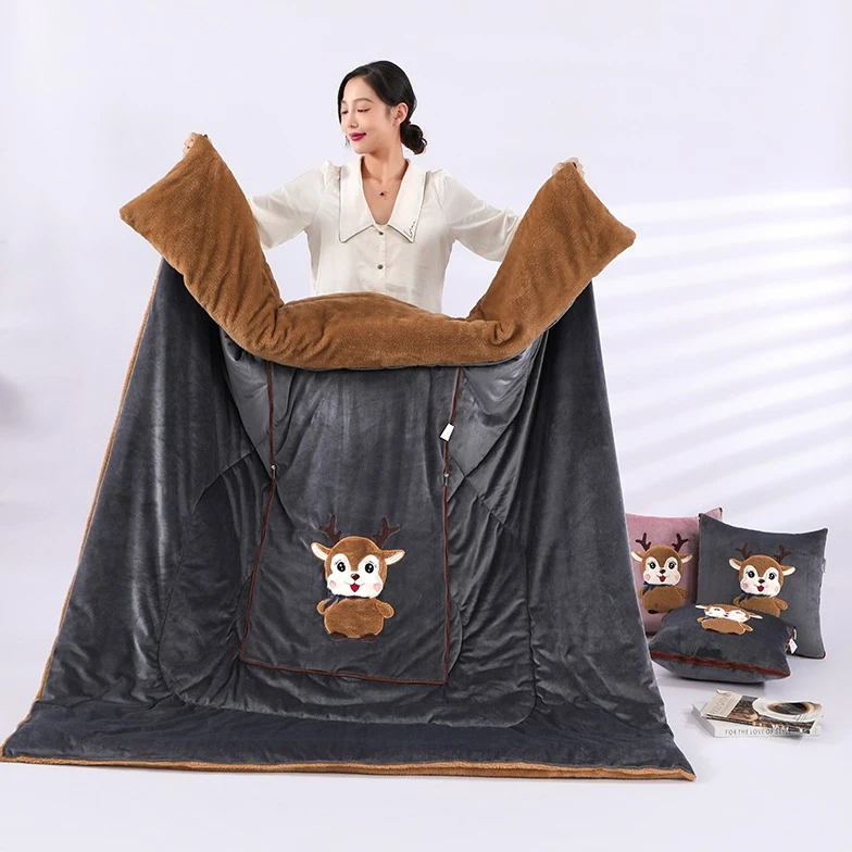 冬季加厚水晶绒多功能抱枕被子两用午睡枕头汽车载北极绒折叠靠枕