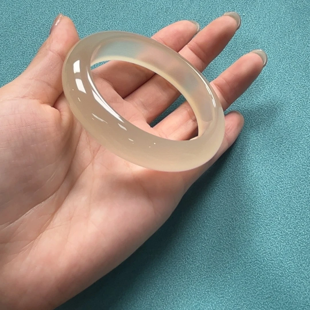 手镯玛瑙/玉髓未镶嵌