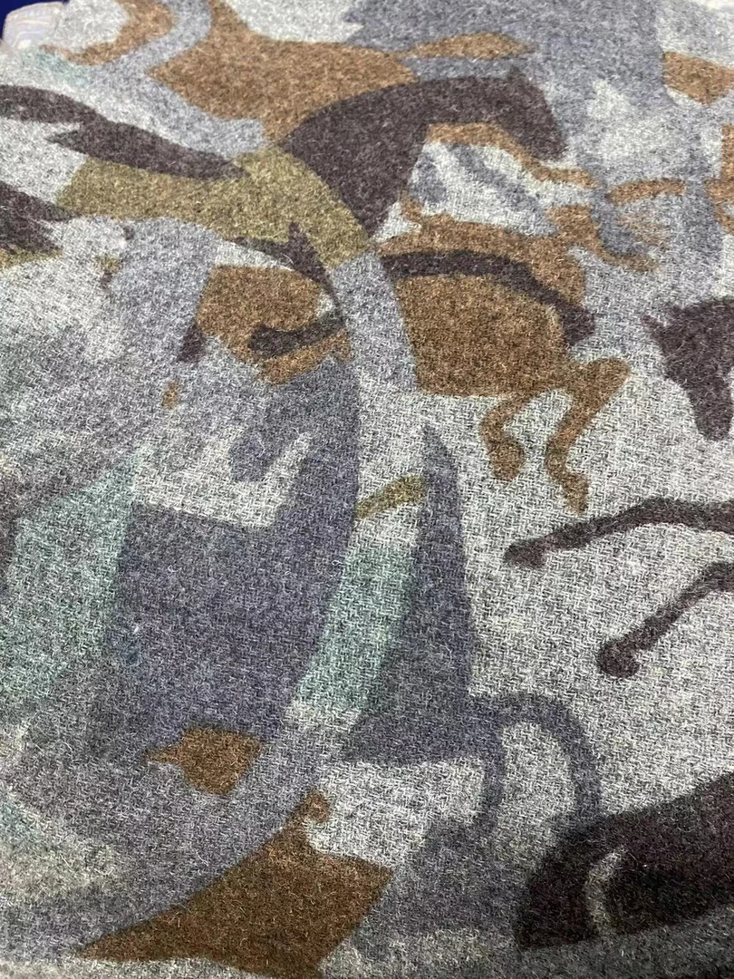 骏ma会140羊绒方巾