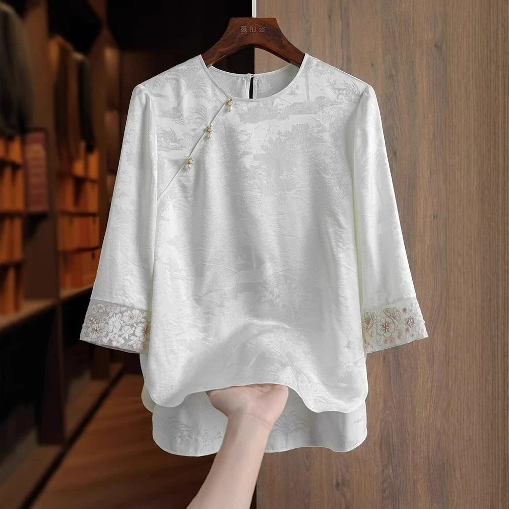 新款新中式国风改良圆领提花刺绣盘扣斜襟亮片花边袖中袖百搭上衣
