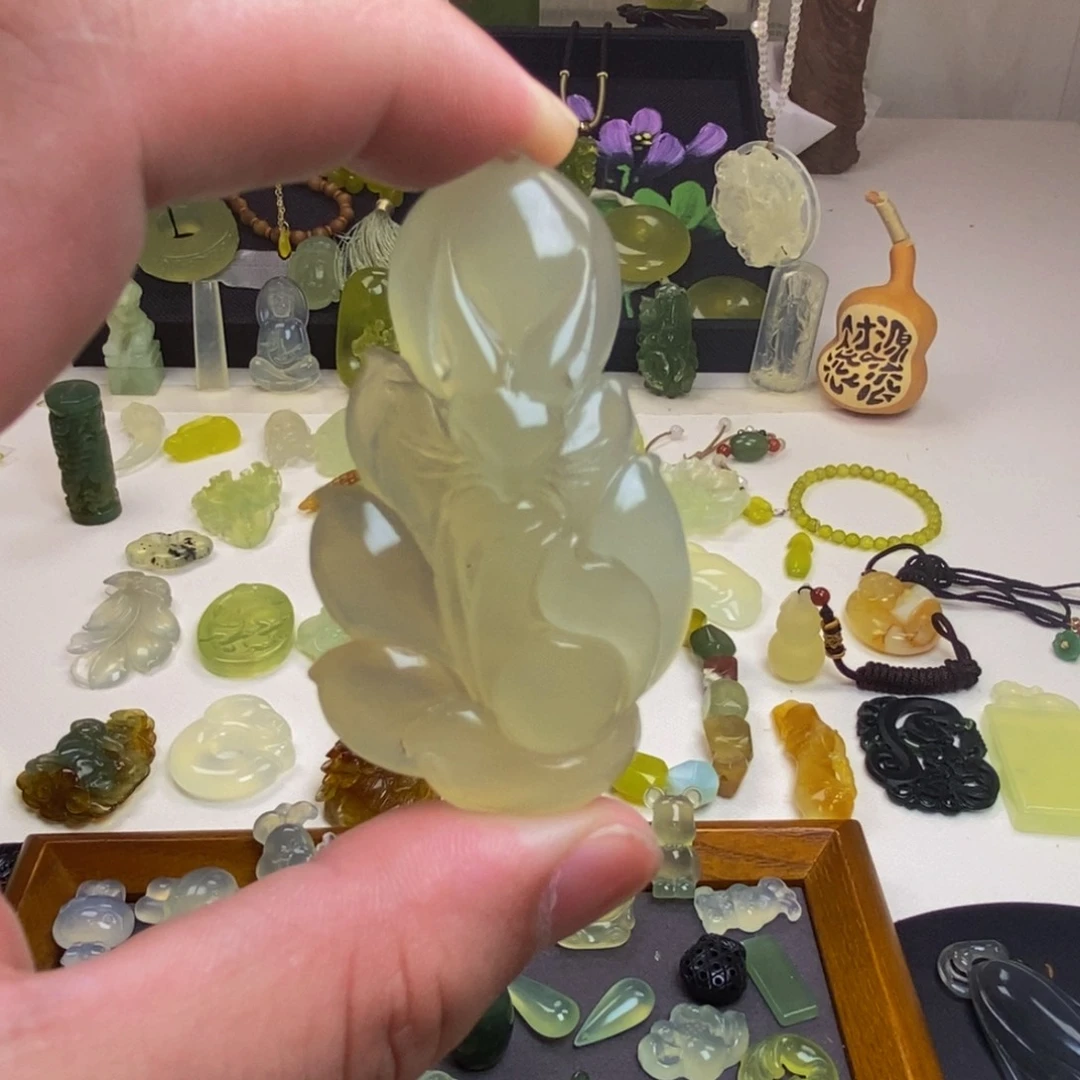 合金蛇纹石玉颈饰