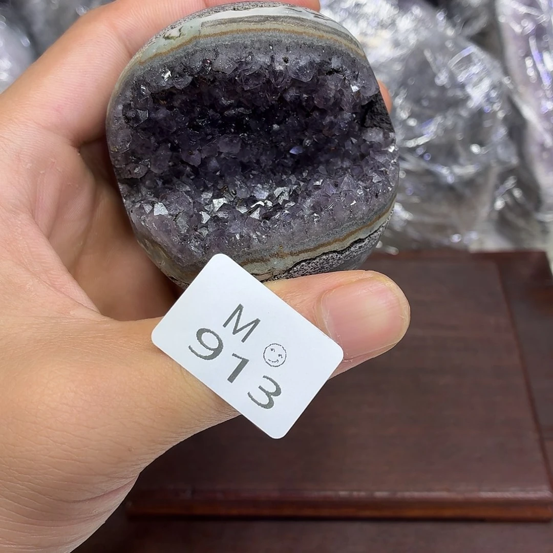 未镶嵌水晶大型摆件（非配饰）