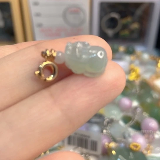 翡翠未镶嵌颈饰皮丘小滴流