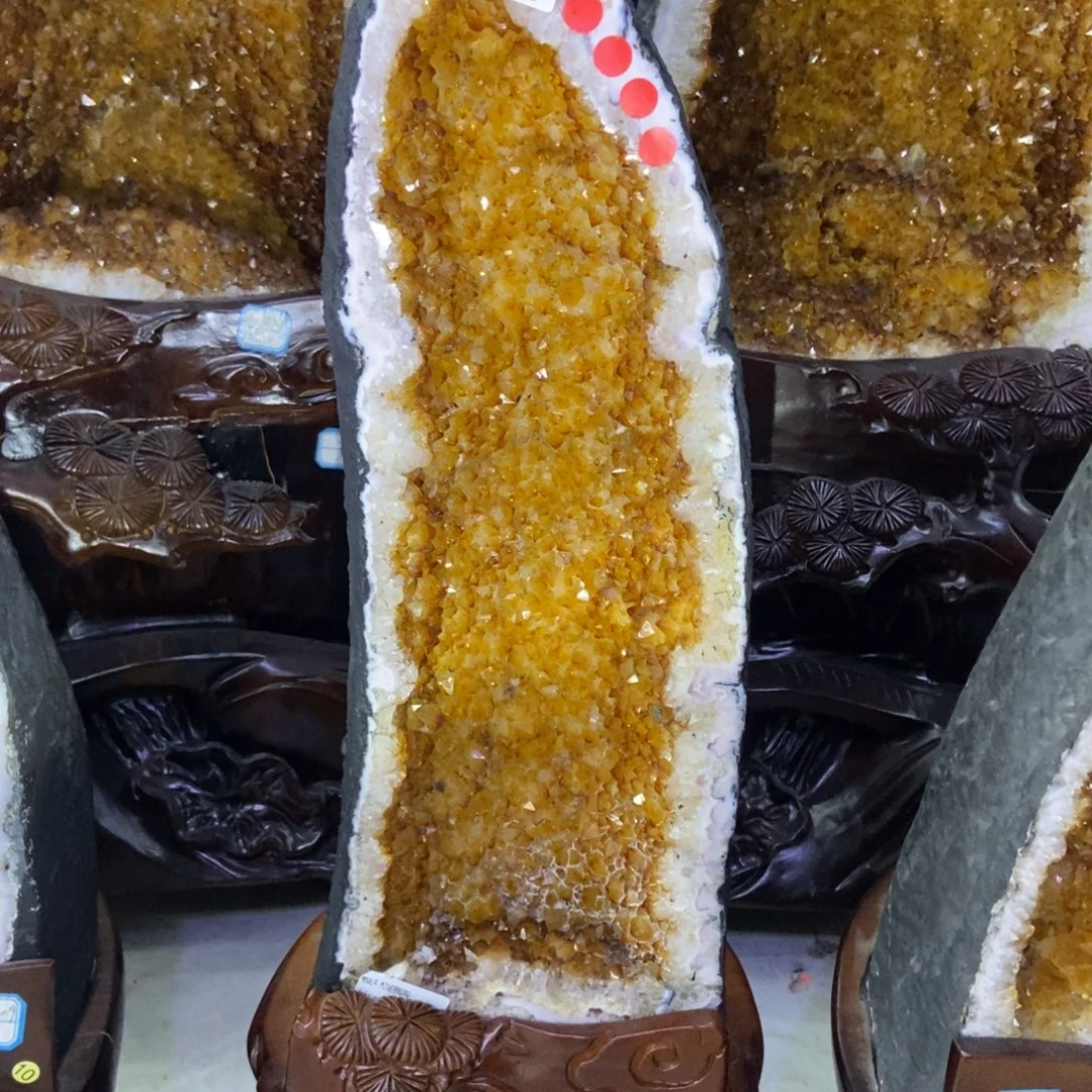 紫晶未镶嵌大型摆件（非配饰）潘