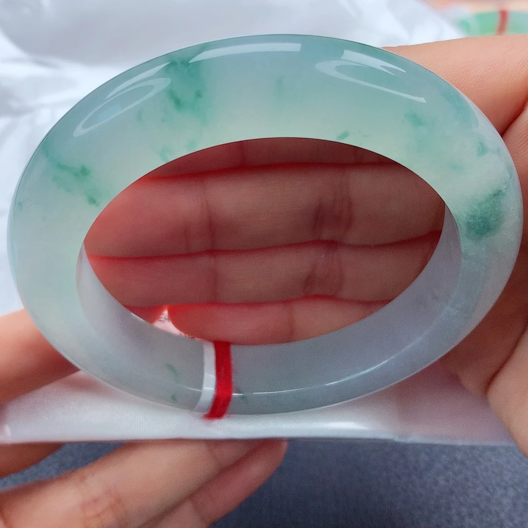 翡翠手镯未镶嵌56.5 冰种飘花