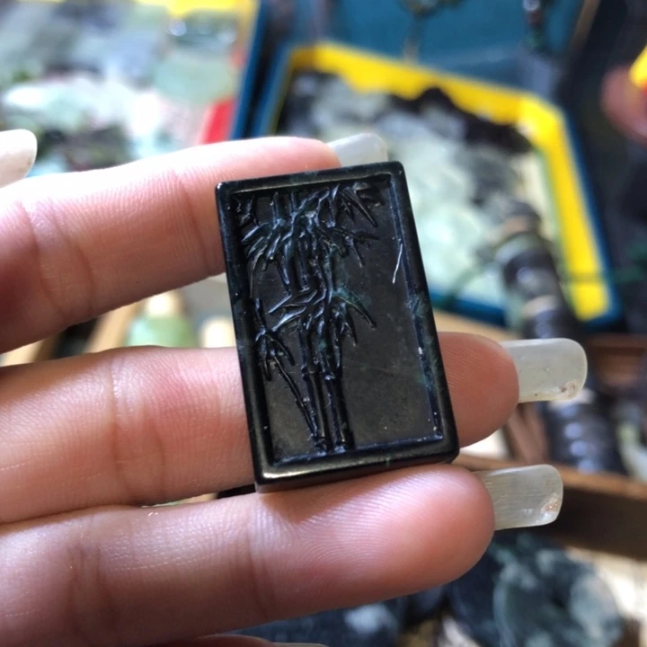 岫玉未镶嵌岫玉挂件