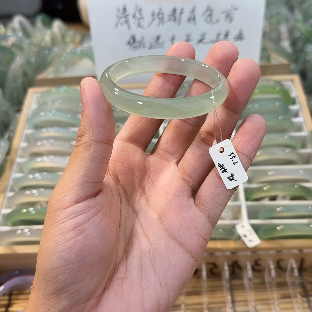 玛瑙/玉髓未镶嵌手镯圈口55.2