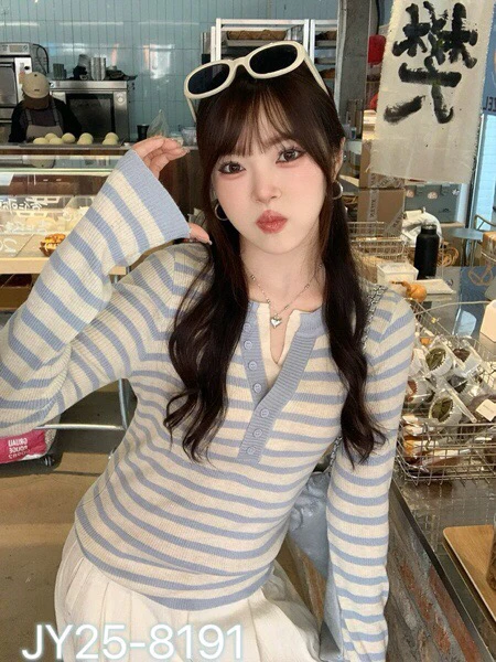 8191意凡条纹春季修身型针织衫上衣圆领网红百搭打底衫