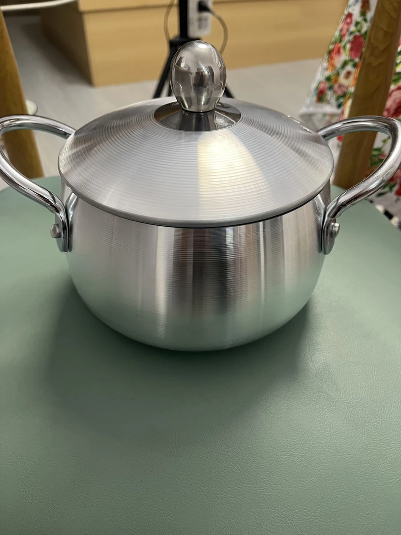 银色18CM家用铝锅