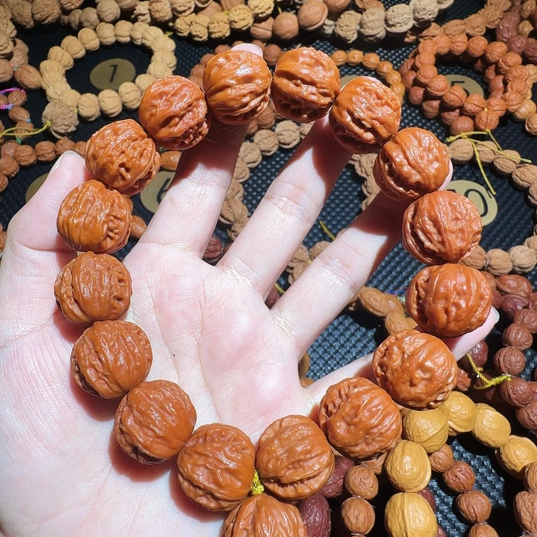 文玩核桃吊坠树王京八棱