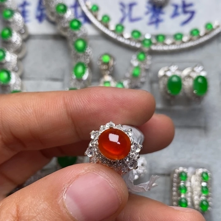 定制翡翠未镶嵌买断不退