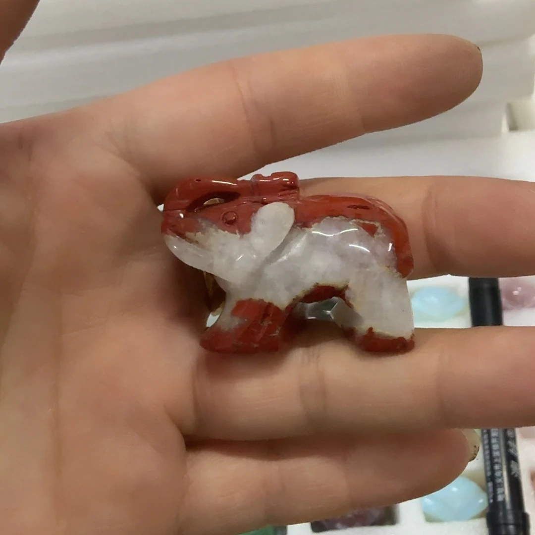 三***士颈饰未镶嵌紫晶红