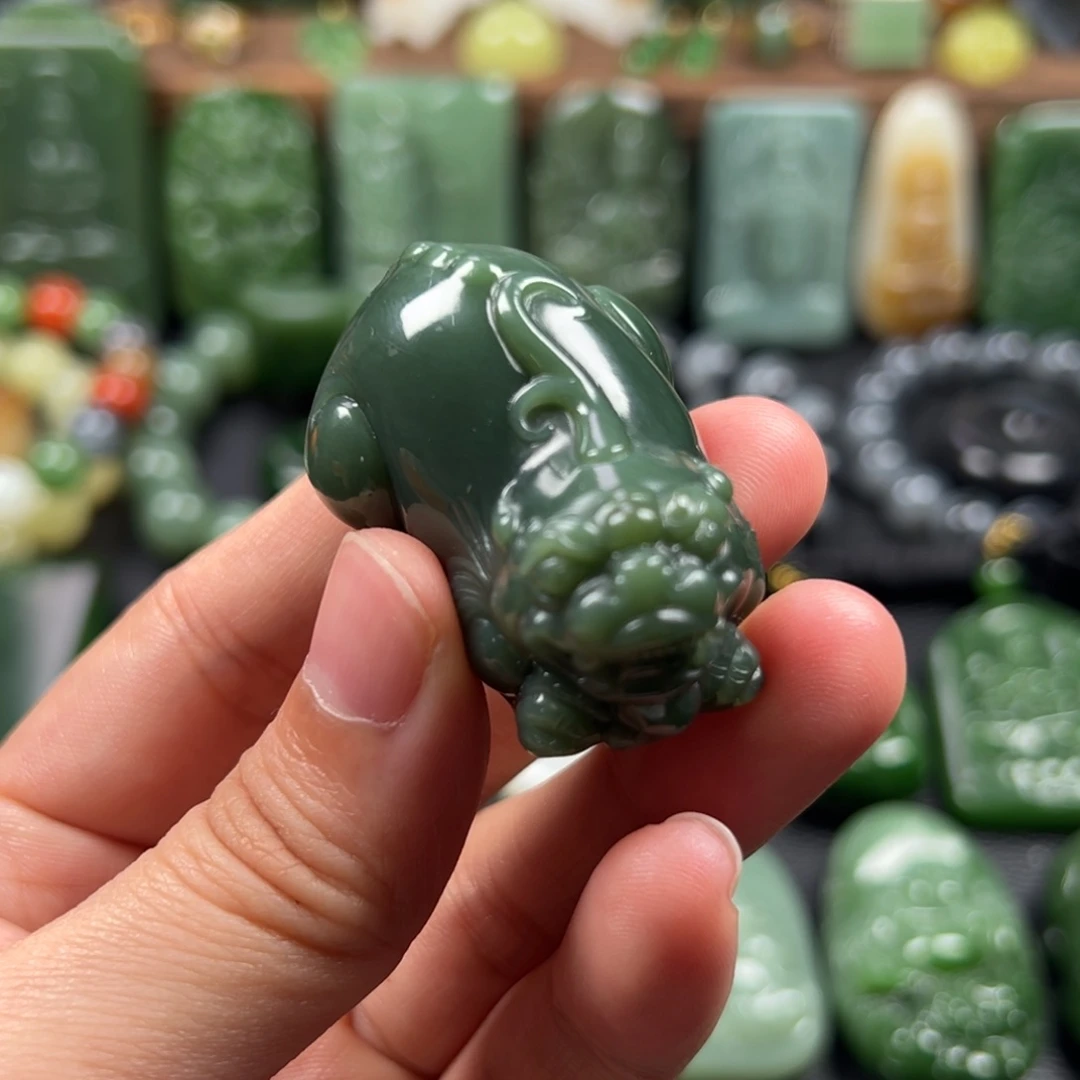 和田玉吊坠(不含链)未镶嵌