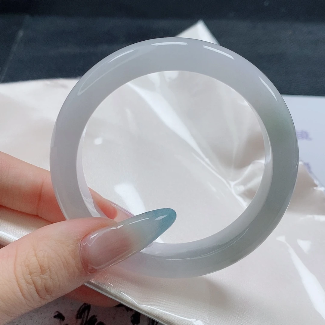 【闪购商品】未镶嵌手镯翡翠579号