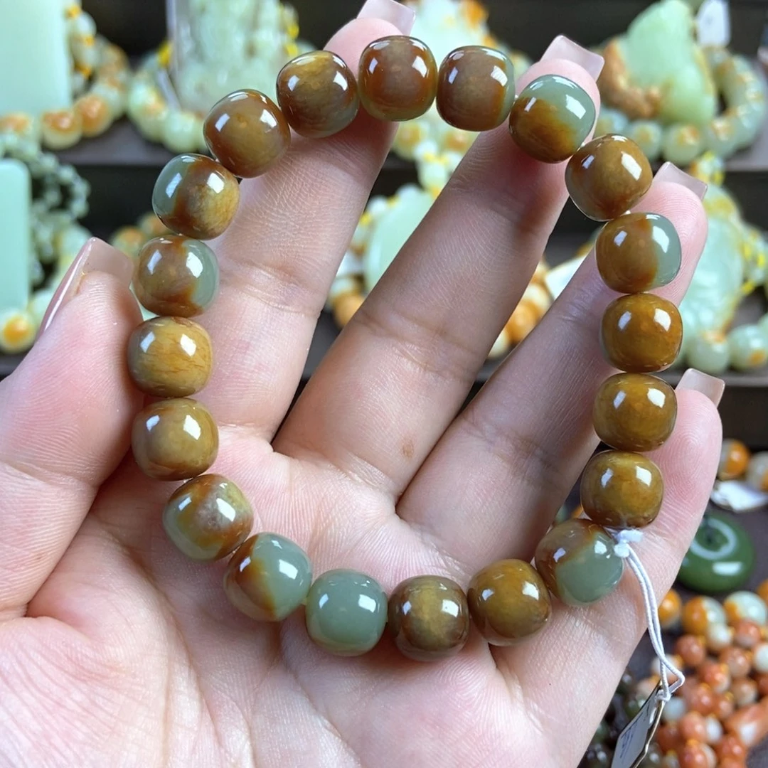 透闪石质玉未镶嵌手串