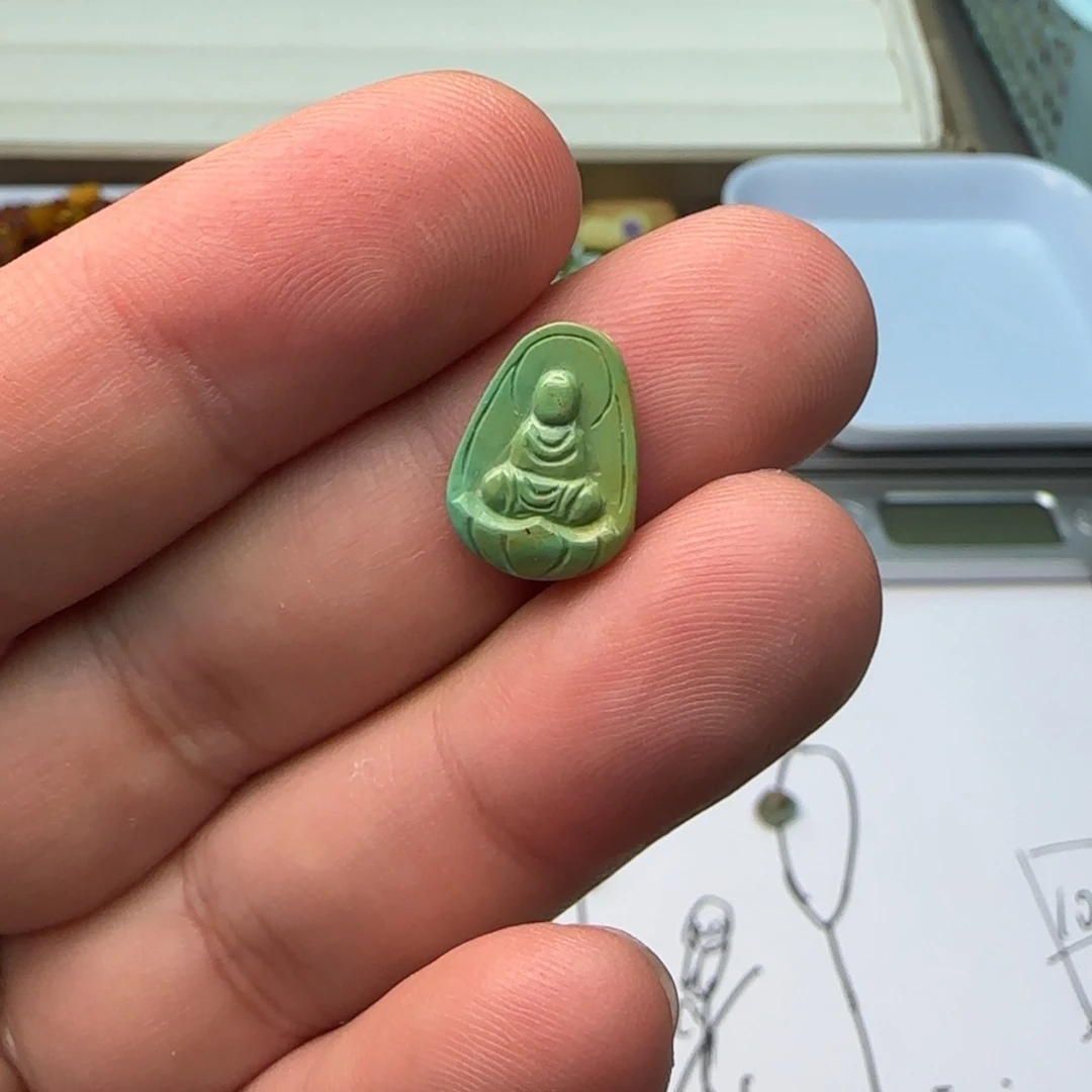 琥珀未镶嵌裸石0.64克