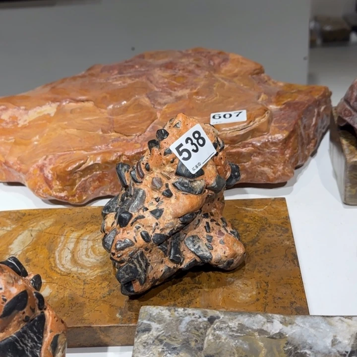 我，111111111青****媒1111111111