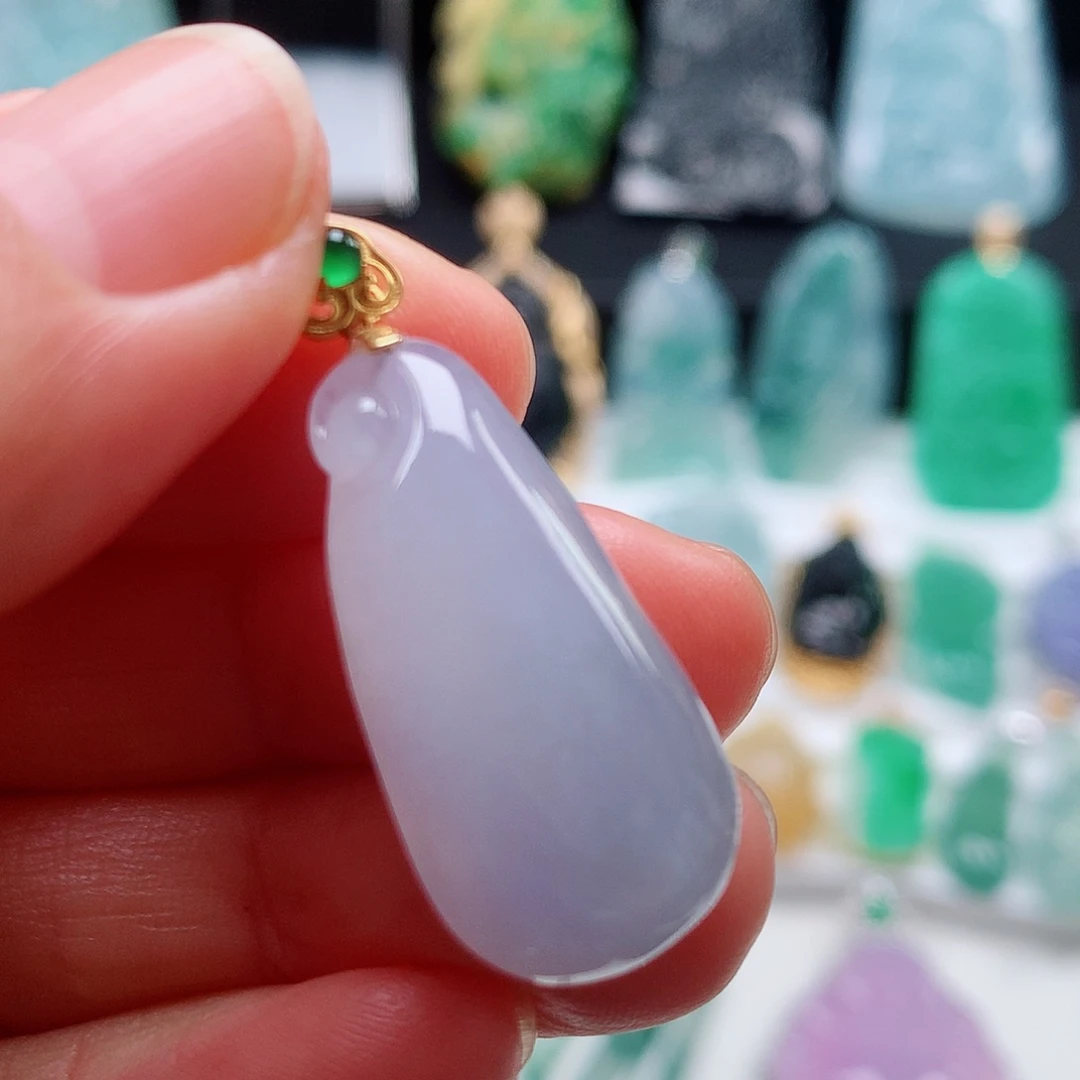 翡翠颈饰未镶嵌冰紫