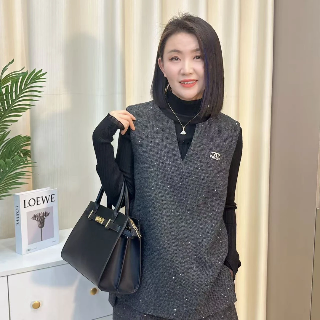 【现货】新款亮晶晶加厚马甲9929