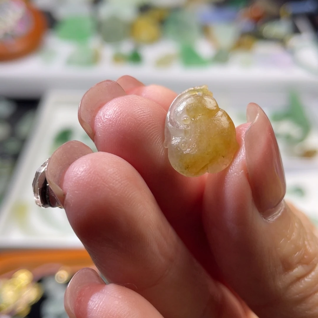 未镶嵌定制翡翠如意